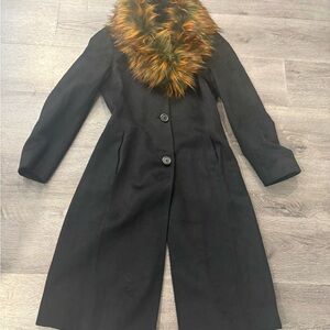 Hugo Boss Black wool Coat with Faux Fur Collar ladies size 4